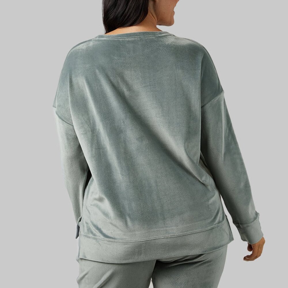WOMEN'S SOFT VELOUR CREW TOP - Picture 3 of 5